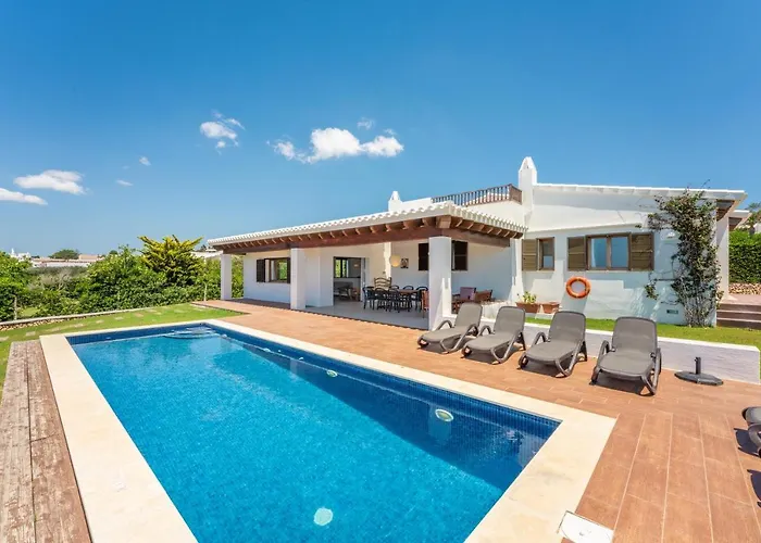 Bini Nura Villa Binibeca